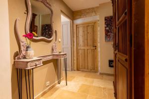 Ένα μπάνιο στο La Bastide des Amouriers +49 φωτογραφίες