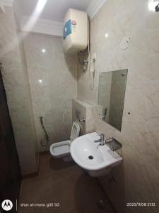 Ένα μπάνιο στο Hotel lavish Santuary