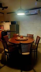 Köök või kööginurk majutusasutuses Transient Home- Entire House Near the Beach