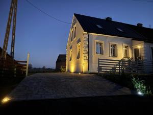 Το κτήριο όπου στεγάζεται  το διαμέρισμα