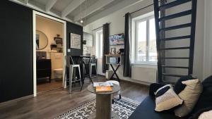 TV/trung tâm giải trí tại Le petit Terminus - Proche de la gare de Nevers