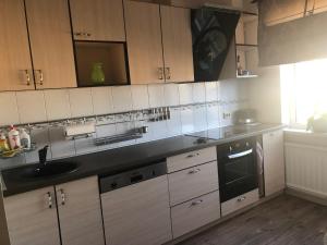 Φωτογραφία από το άλμπουμ του KT cosy hillside apartment σε Μαζέικιαϊ +9 φωτογραφίες