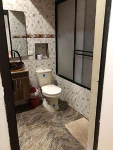 Ένα μπάνιο στο Casa santorini