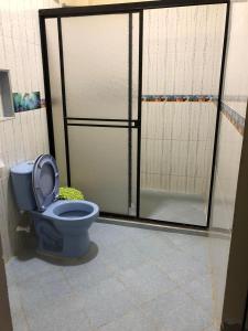 Ένα μπάνιο στο Casa santorini