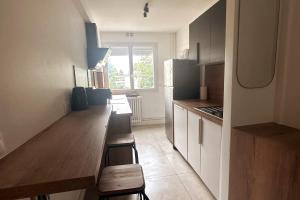 Η κουζίνα ή μικρή κουζίνα στο NIA REN Republique