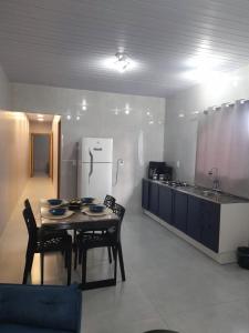 Φωτογραφία από το άλμπουμ του Modern cozy, for 5 with air σε Guaira