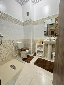 Koupelna v ubytování Close to airport, easy access to Medina + 13 fotografií