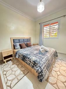 Postel nebo postele na pokoji v ubytování Close to airport, easy access to Medina