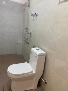 Koupelna v ubytování Shalom Palace