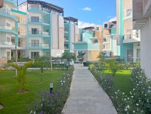 Κήπος έξω από το Maple Beach Residences Punta Cana