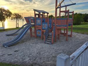 Ο χώρος παιχνιδιού για παιδιά στο DESIRADE 18 sainte luce