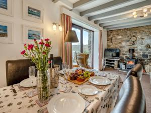 Et opholdsområde på Granary Cottage - Uk10695