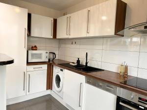 Η κουζίνα ή μικρή κουζίνα στο Cerf Berr