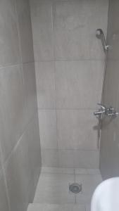 Ένα μπάνιο στο Apartmani A1-2