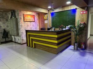 Fuajee või vastuvõtt majutusasutuses Hotel O Shiv Kunj