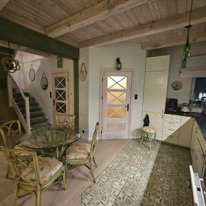 TV a/nebo společenská místnost v ubytování Narie pod kormoranem