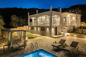 Πισίνα στο ή κοντά στο Luxury VILLA RAFAEL