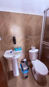 Ένα μπάνιο στο Orquídea +3 φωτογραφίες