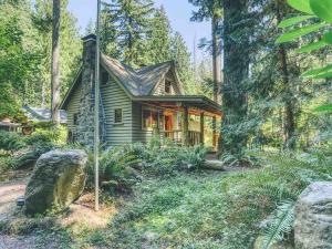 Κήπος έξω από το Wallace Cottage - Meredith Lodging