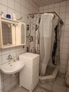 Ένα μπάνιο στο Meli