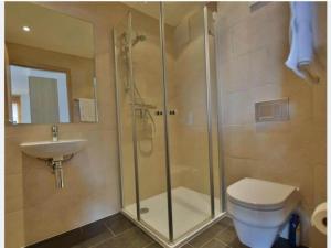 Koupelna v ubytování Lovely apartment with mountain views