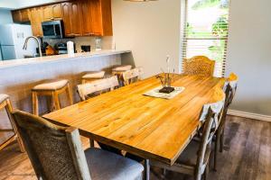 Η κουζίνα ή μικρή κουζίνα στο Beachview 103 Condominium Condo