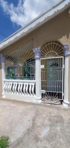 Φωτογραφία από το άλμπουμ του Dev place σε Lennansville