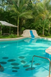 Πισίνα στο ή κοντά στο Jungle AC Suite for 3-Kitchen-Walk to Playa Chiquita -Villa Toronto