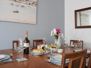 Mad i feriehuset eller i nærheden