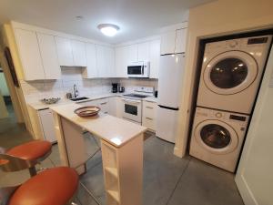 Η κουζίνα ή μικρή κουζίνα στο Forest Hills