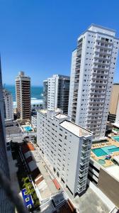 Γενική άποψη της πόλης Γκουαρούχα ή θέα της πόλης από  αυτό το διαμέρισμα