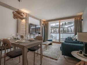 Khu vực ghế ngồi tại Charmant appartement au cœur de Courchevel, WIFI, bien-être inclus - FR-1-562-92
