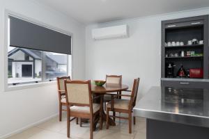 Kuchyň nebo kuchyňský kout v ubytování Barnarch Cottage + 21 fotografií