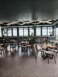 Εστιατόριο ή άλλο μέρος για φαγητό στο Menlyn Maine Trilogy Apartment 101