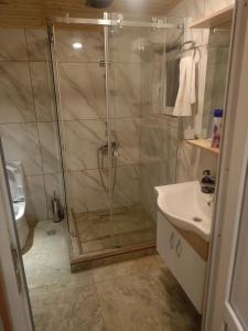 Ένα μπάνιο στο Rostomaant Marani Family Winery Guest House, Telavi