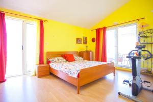 Postel nebo postele na pokoji v ubytování Villa Dario + 35 fotografií