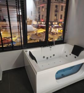 Fotografie z fotogalerie ubytování Timeless luxury suites & SPA v Soluni