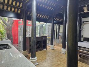 Lực HánhにあるVietnamese Ancient House in Hai Phongのギャラリーの写真