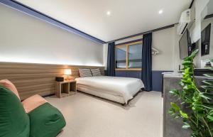 Gallery image of AJ Hotel in Gangneung