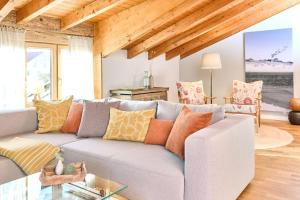 Posezení v ubytování Übersee21 Ferienloft am Chiemsee