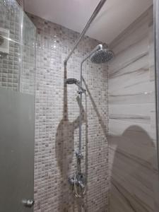 Ένα μπάνιο στο اقامة تورارن +10 φωτογραφίες