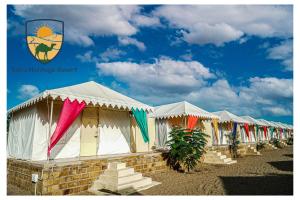 Φωτογραφία από το άλμπουμ του Saira Camp σε Sām