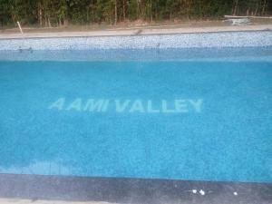 Bazén v ubytování Aami valley Resort nebo v jeho okolí