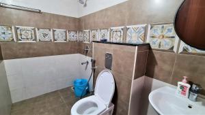 Ένα μπάνιο στο Crescent Stays Financial District - Service Apartments +25 φωτογραφίες