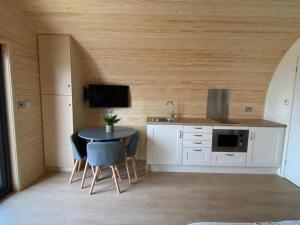 Kuchyň nebo kuchyňský kout v ubytování Siambr Wen - Uk2780