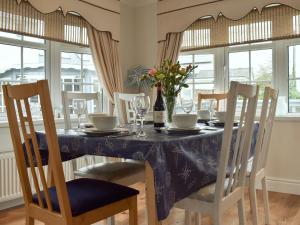 Fotografie z fotogalerie ubytování Eryl Mor Lodge v destinaci Amlwch