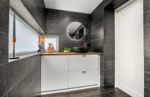 Kuchyň nebo kuchyňský kout v ubytování Trondheim's smallest detached house in the middle of the city centre! + 3 fotografie