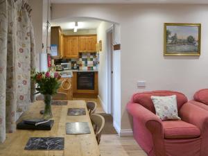 Kuchyň nebo kuchyňský kout v ubytování Ross