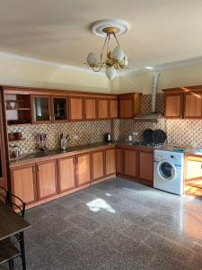 Kuchyň nebo kuchyňský kout v ubytování Fairytale House