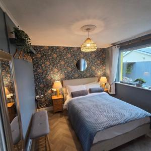 Ένα ή περισσότερα κρεβάτια σε δωμάτιο στο Salmon island view